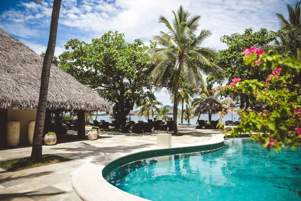 斐济五星级豪华度假酒店,现代斐济风格的海滨别墅-35