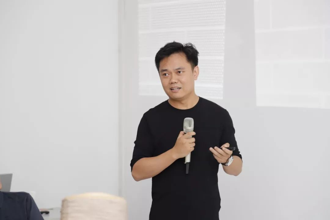 废弃仓库变身网红服装办公空间，爆改设计记录-27