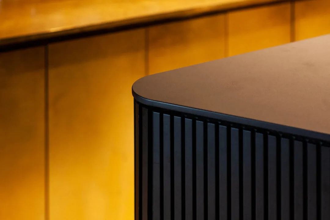 蒙特利尔 RYÙ餐厅 | 侘寂之美，历史与现代的对话-48