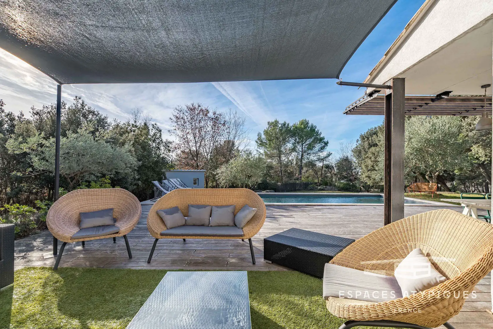 卢贝隆门户工业风美宅-10