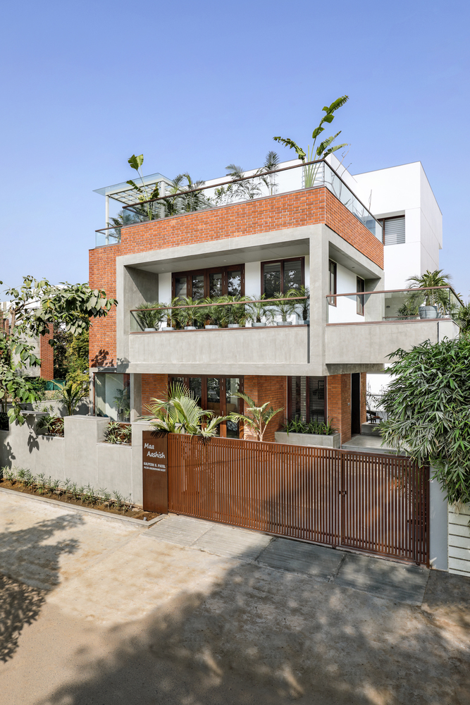 绿意盎然的四口之家——印度 Box House-42