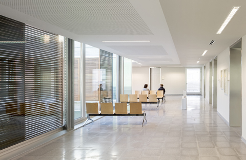 Healthcare Center in Valenzá  IDOM-60