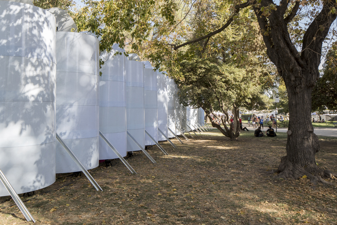 Green Village Pavilion Lollapalooza Chile 2018 / URZUA SOLER Arquitectos + Felipe Alarcón-37