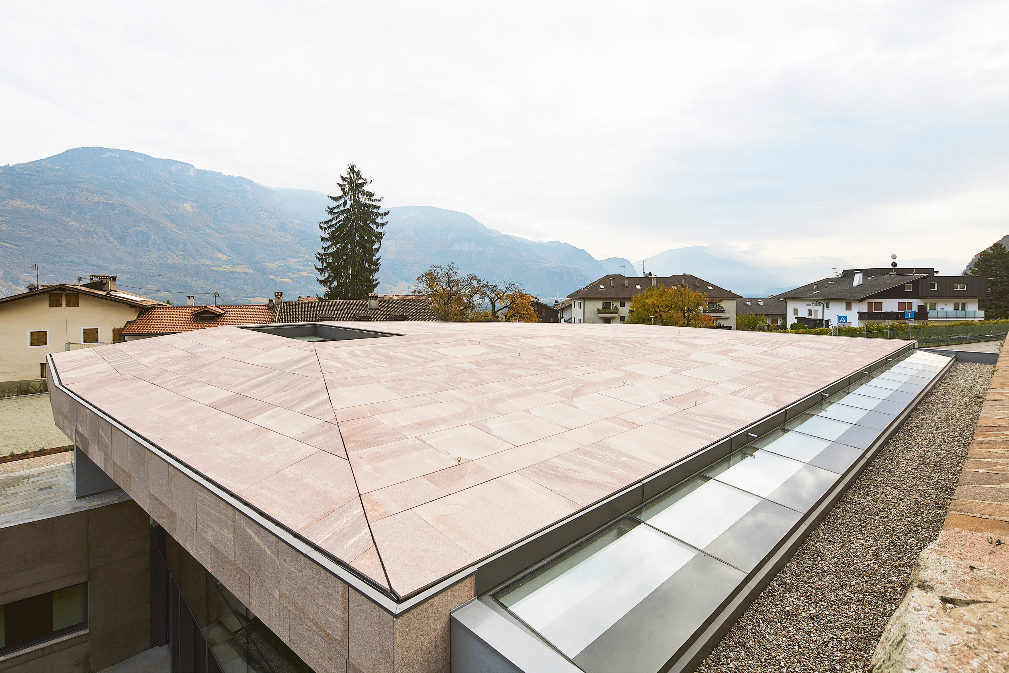 意大利乡村校园综合体，公共空间与私密空间的完美融合-42