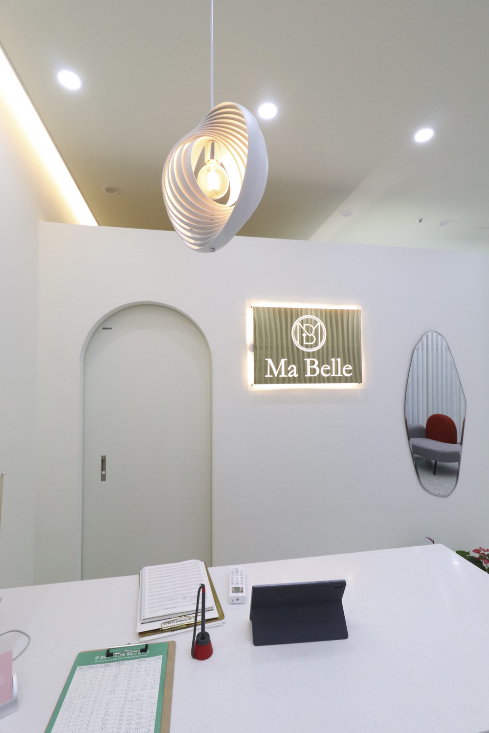 15 坪釜山美妆店-14