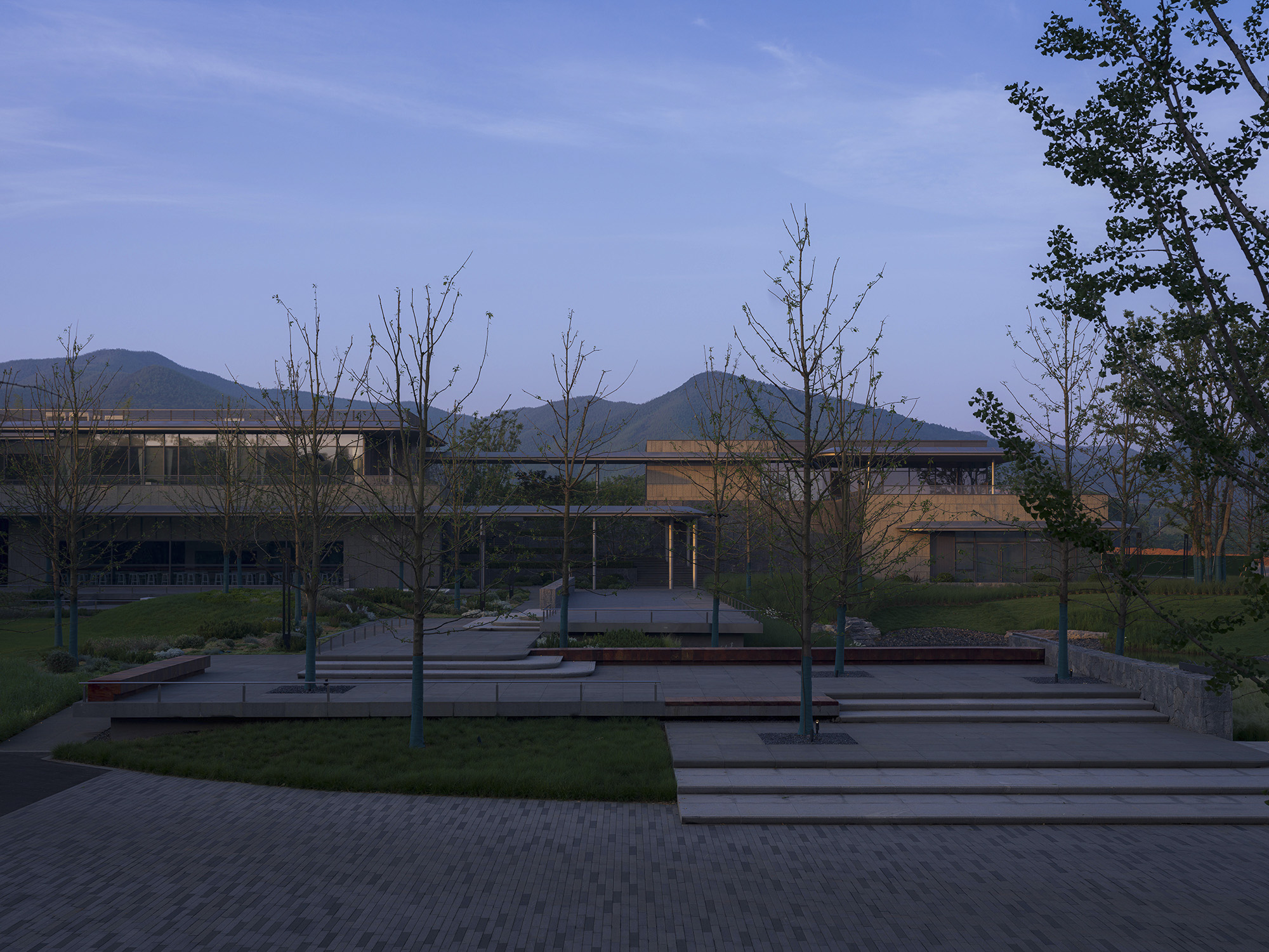 荒野中的明灯 · 宜兴窑湖镇青鱼湖公园丨Change Studio-25