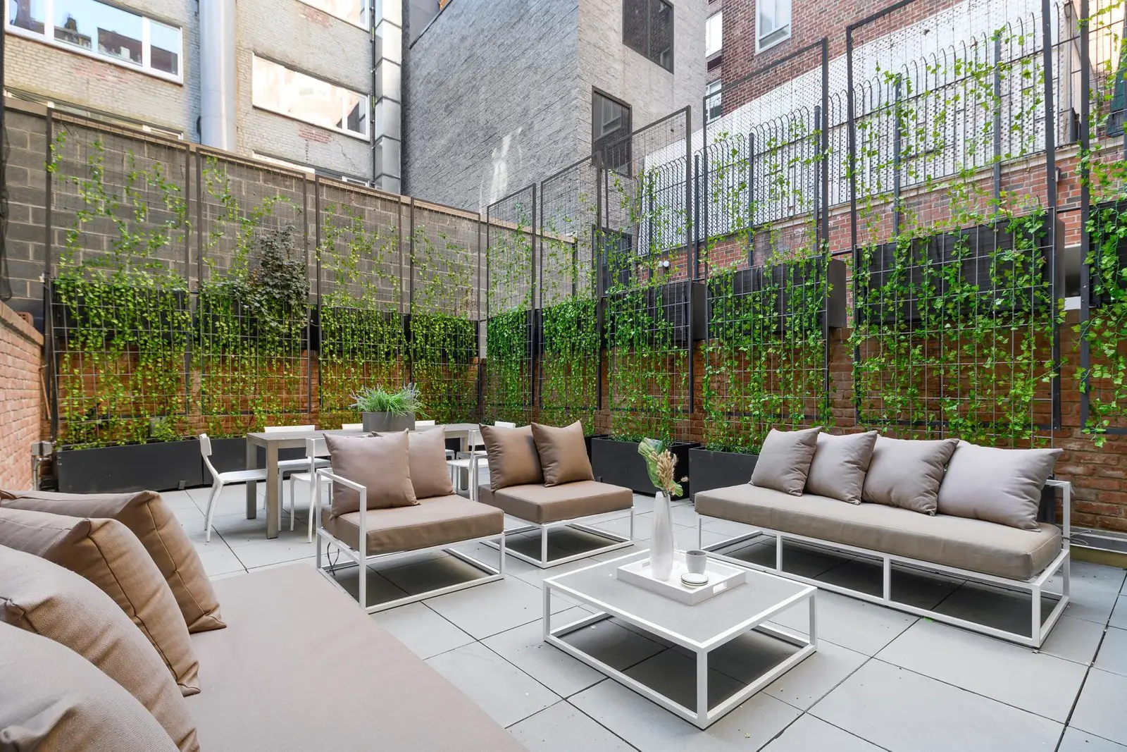 纽约上东区历史建筑的现代艺术改造-15