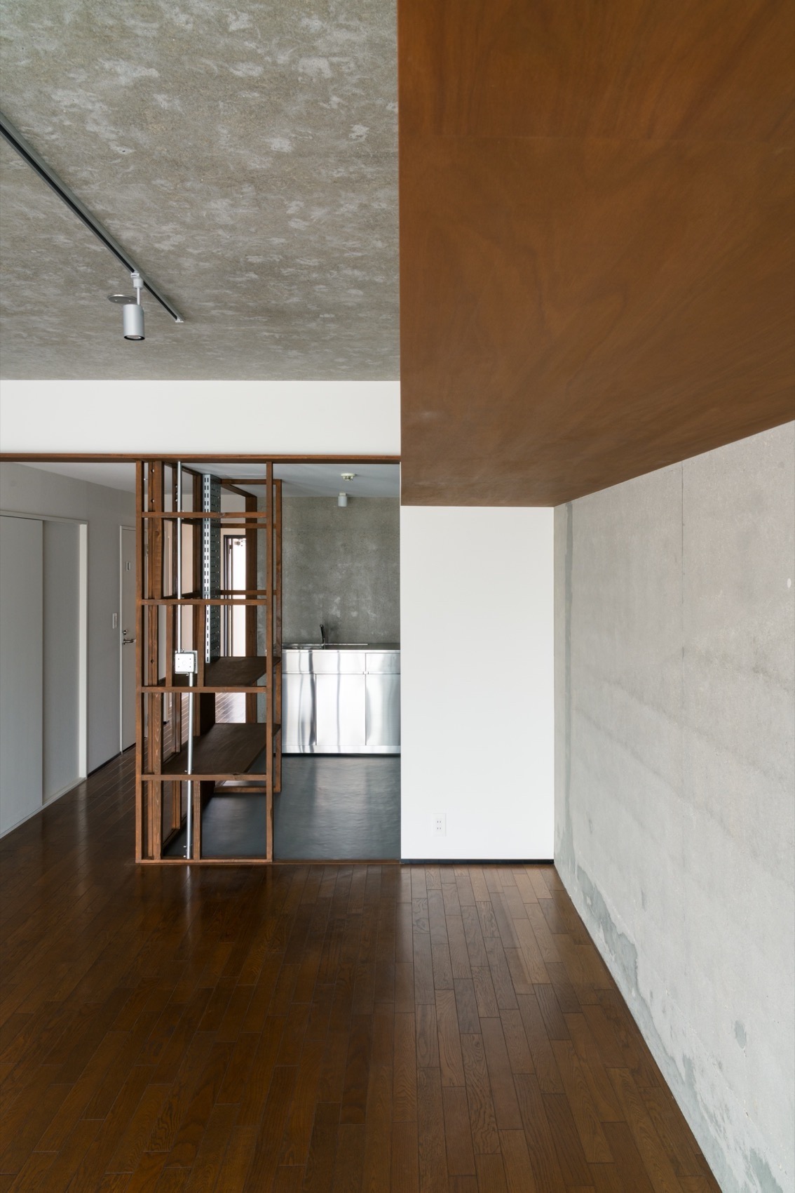 一处普通公寓的翻新改造丨日本东京丨THa-20