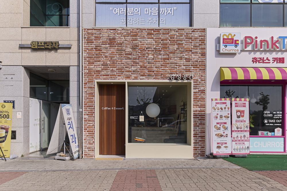 感性空间设计——17 坪咖啡厅模型装修工程报价-2