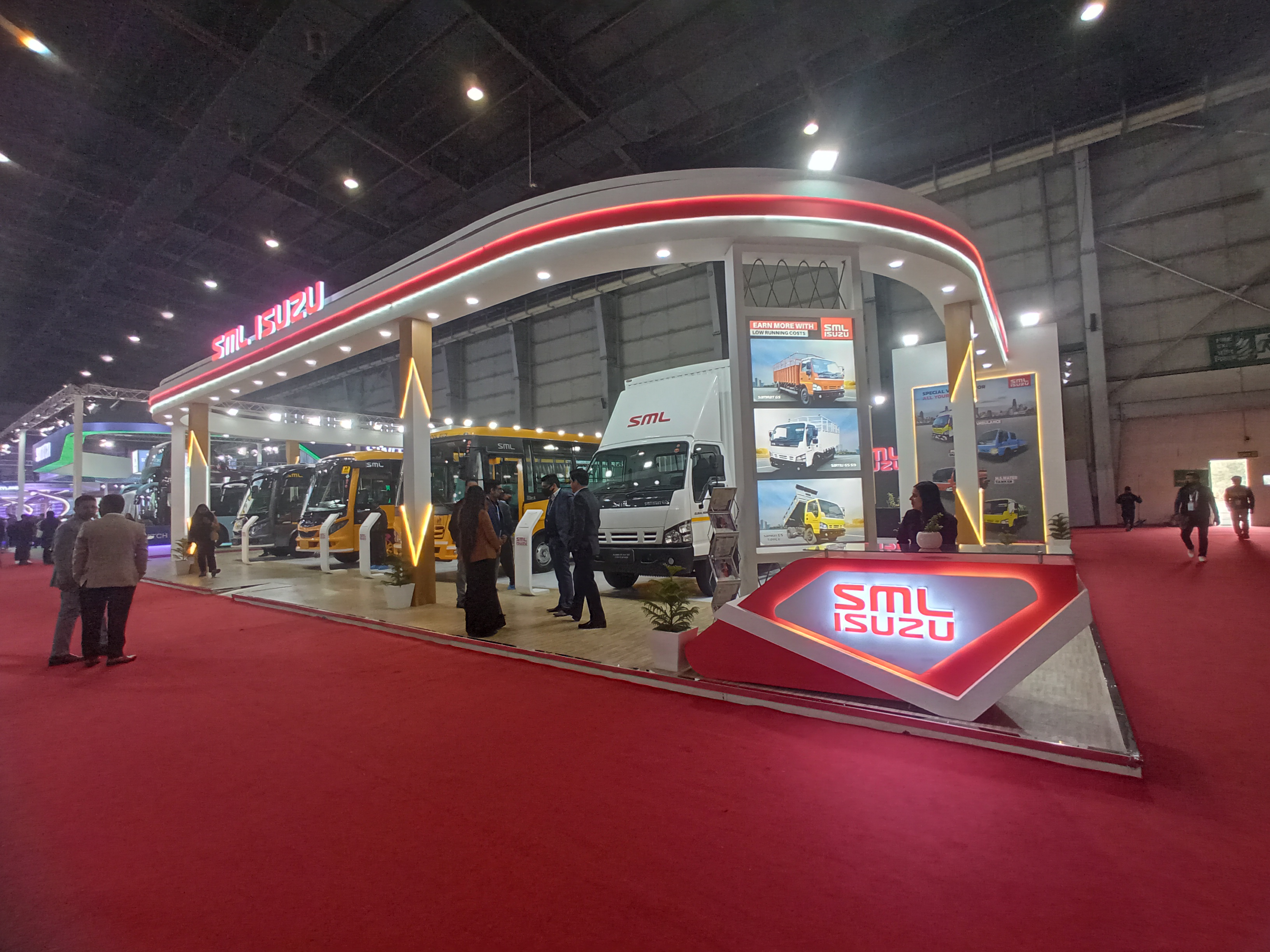 SML SUZU 504 SQM (AUTO EXPO SHOW 2023) BOOTH DESIGN-6
