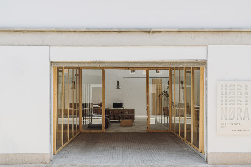 充满幻想和创造仓库改造的灵活自由的工作室设计丨西班牙丨戈者设计-5