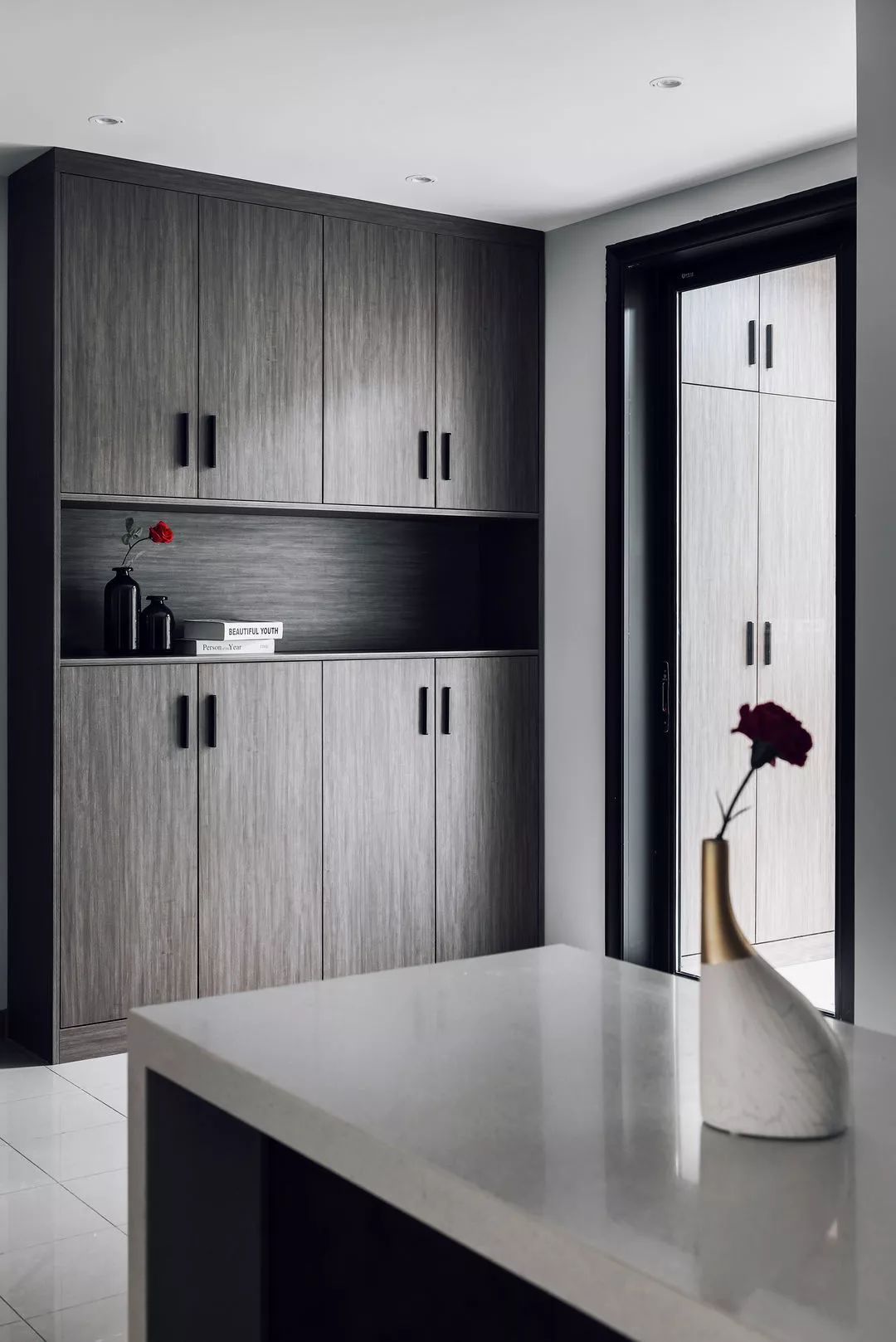 充满现代简约风的居住空间-40