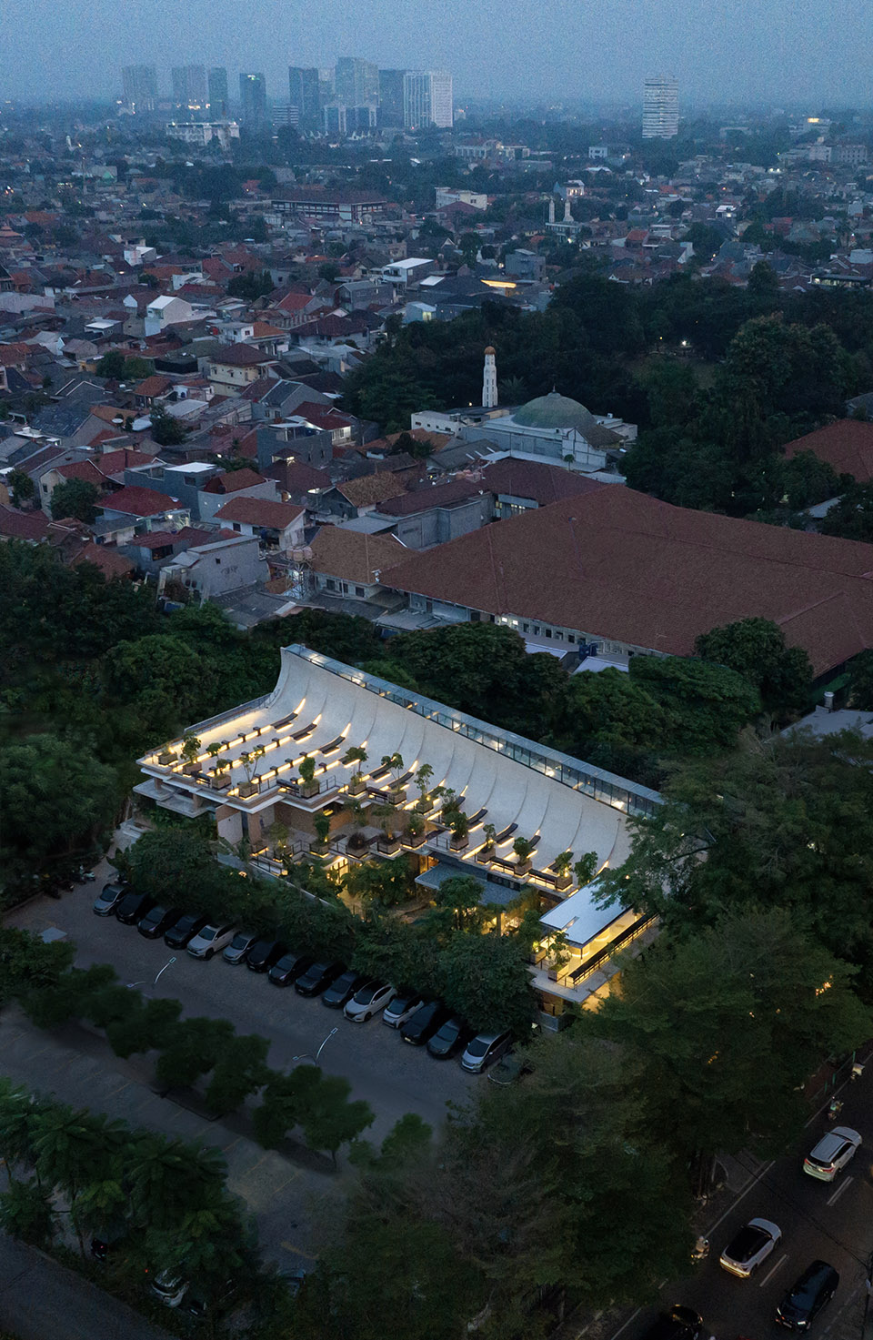 Aruma分层花园，雅加达 / RAD+ar -57