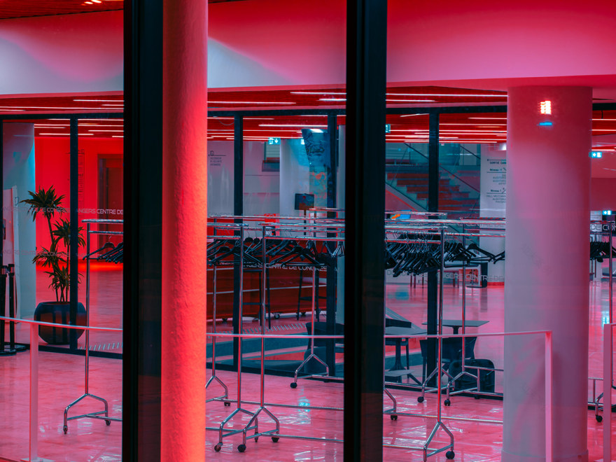 法日城市风貌的碰撞与融合·“夜之影”摄影系列丨法国丨Aishy-14