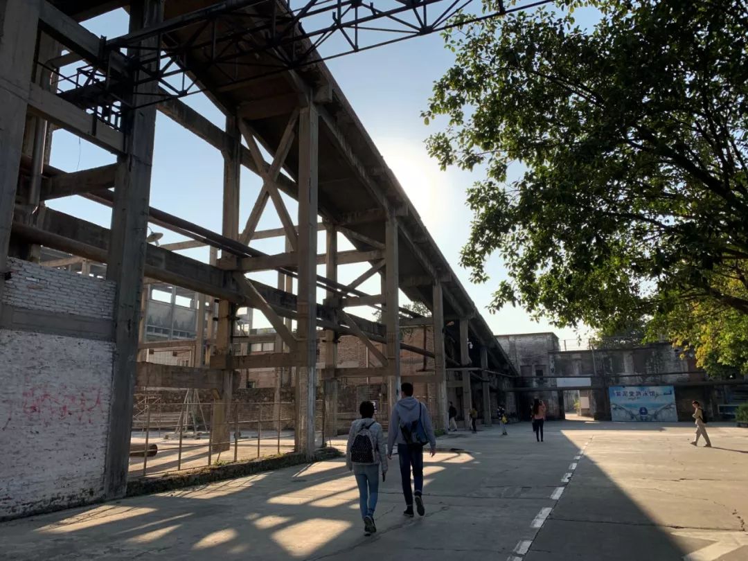 羊城漫游，体验土楼公舍与紫泥堂创意园的别样魅力-79