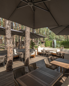 露台与泳池，维霍利休闲公园丨乌克兰丨YOD Group