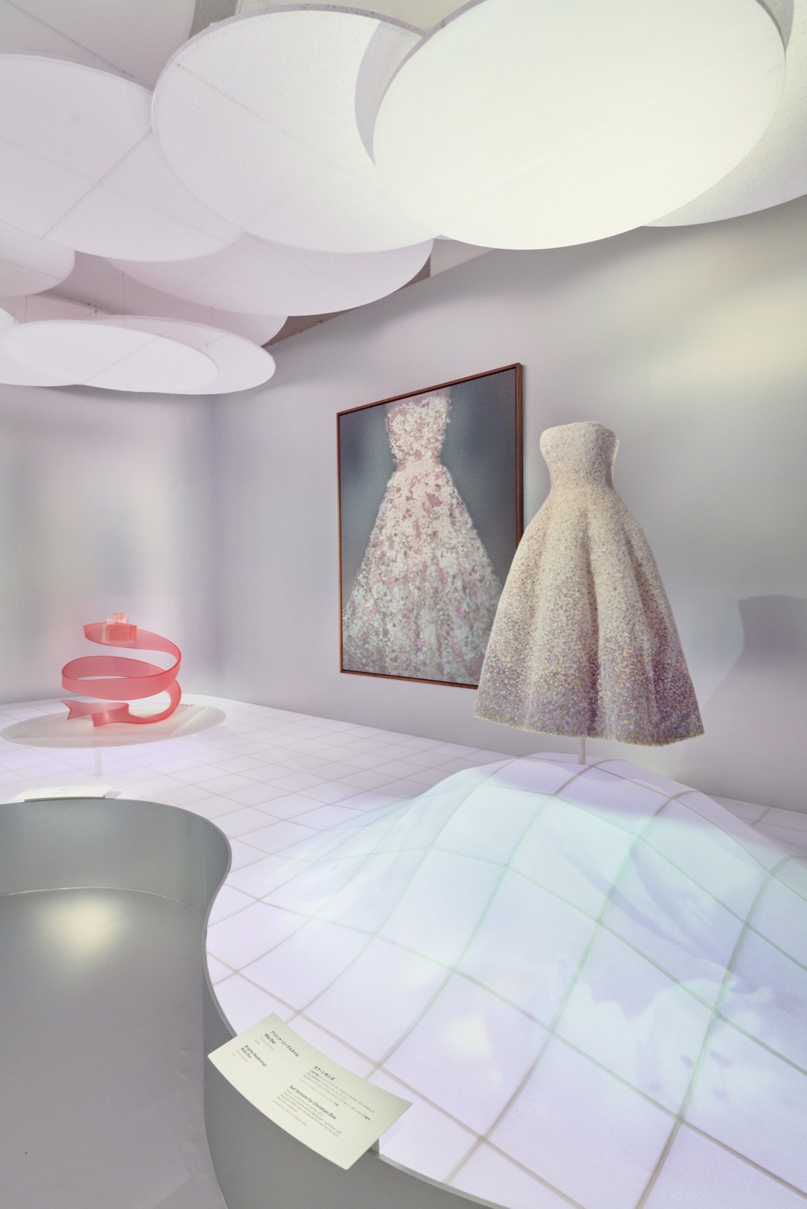 Stories of a Miss展览，日本 / OMA-73