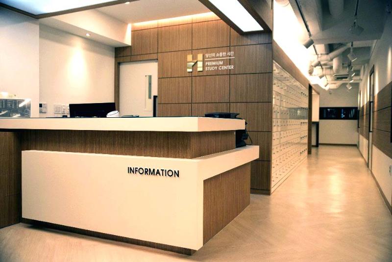 100 平米的白色与木质简约阅读空间-2