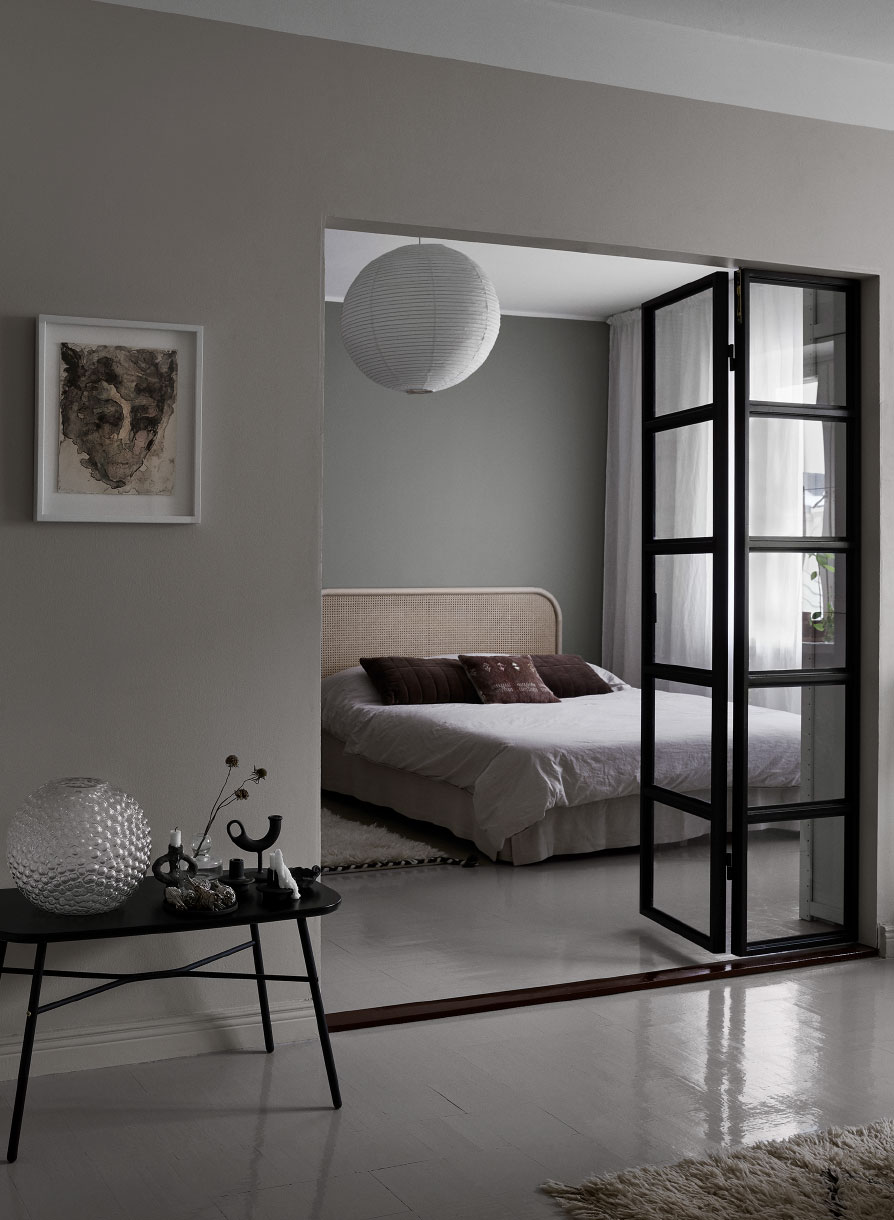 芬兰设计师打造宁静灰色家园-2