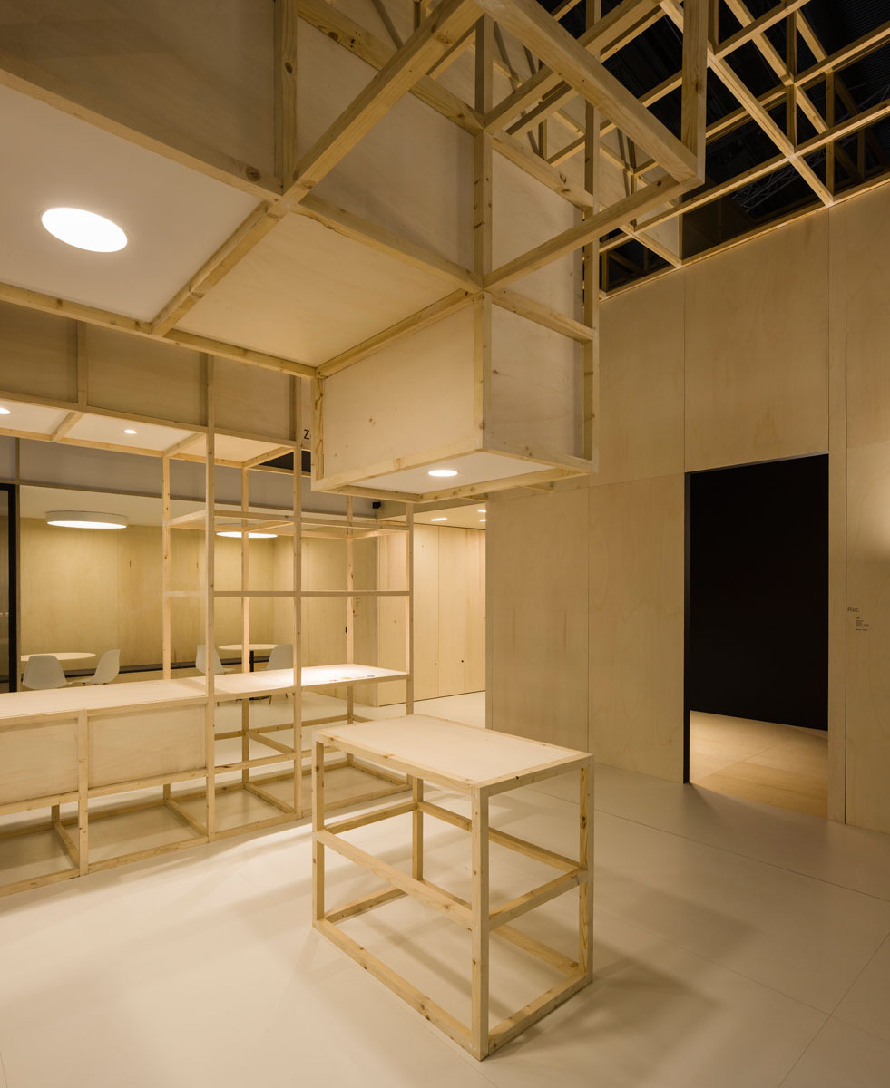 04 22 STAND ARKOSLIGHT EN LA FERIA LIGHT   BUILDING 2016 DE FRANKFURT-15