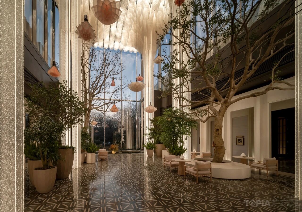 新作 DIA —— 写意山水 · 落日熔金「北京·华润置地 臻澐四季花厅 Urban luxury natural art」丨中国北京丨GAD吴轩-39