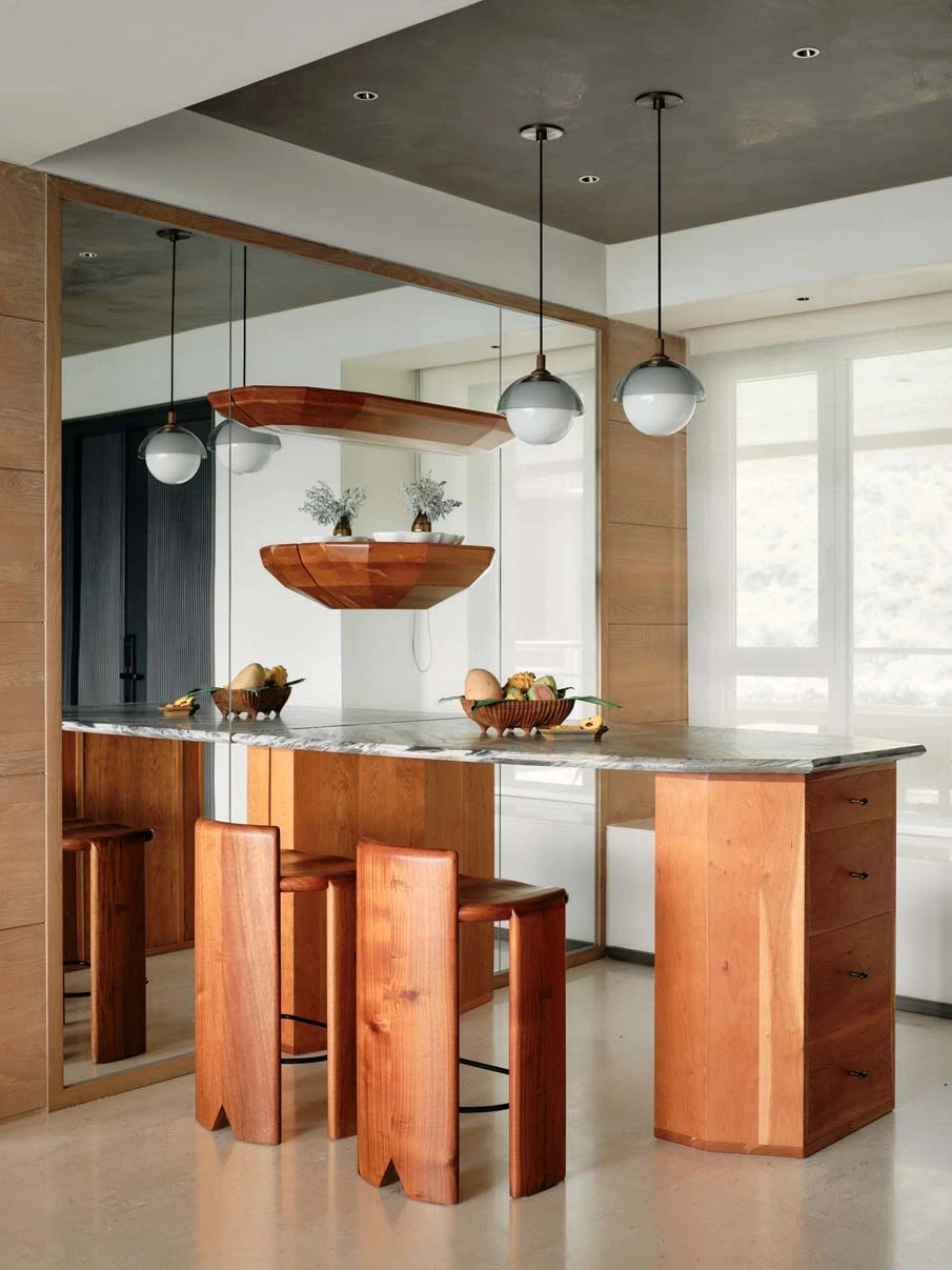 现代油画中走出的家-16