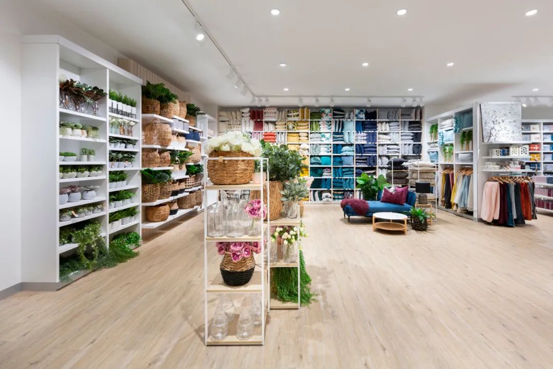 Adairs家庭用品店设计，设计挑战在于区域和类别管理-22