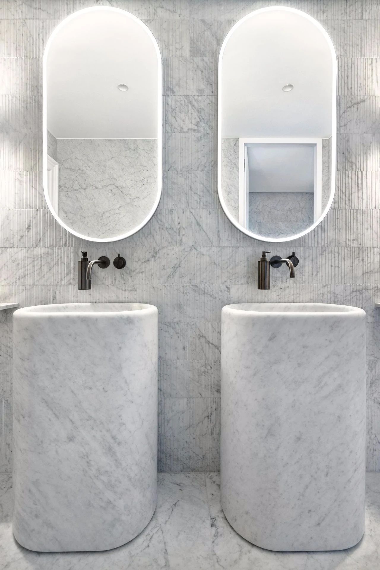 豪宅设计经典与奢华共存-17