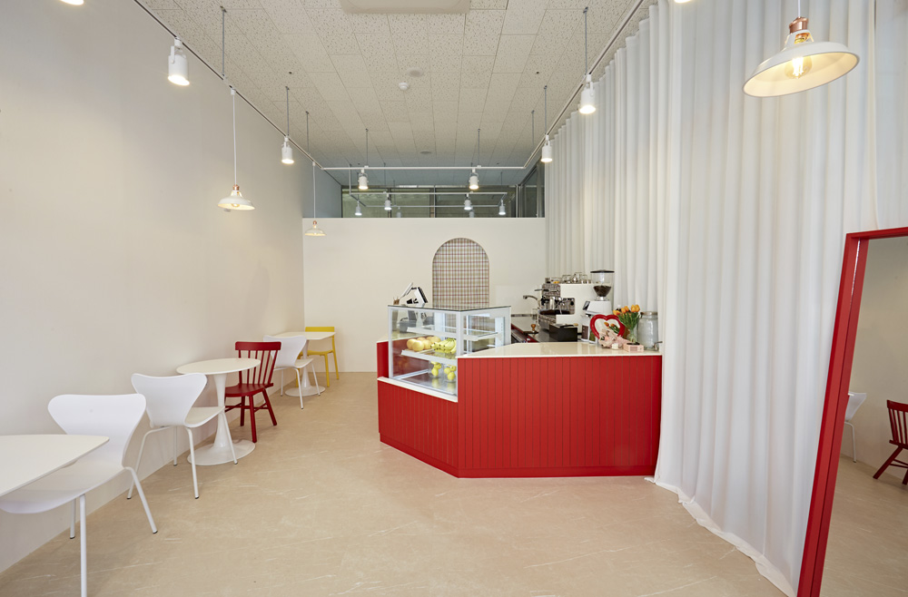 红点设计可爱 12 平米单身公寓-3