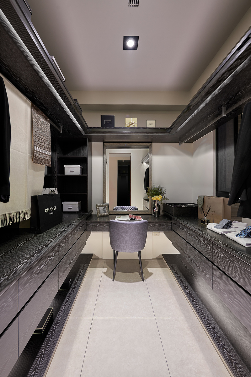 舞河独栋住宅 | 融合中西方元素的现代设计-12