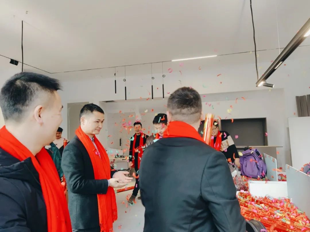 品东装饰新店乔迁,专业设计打造美好家园-17