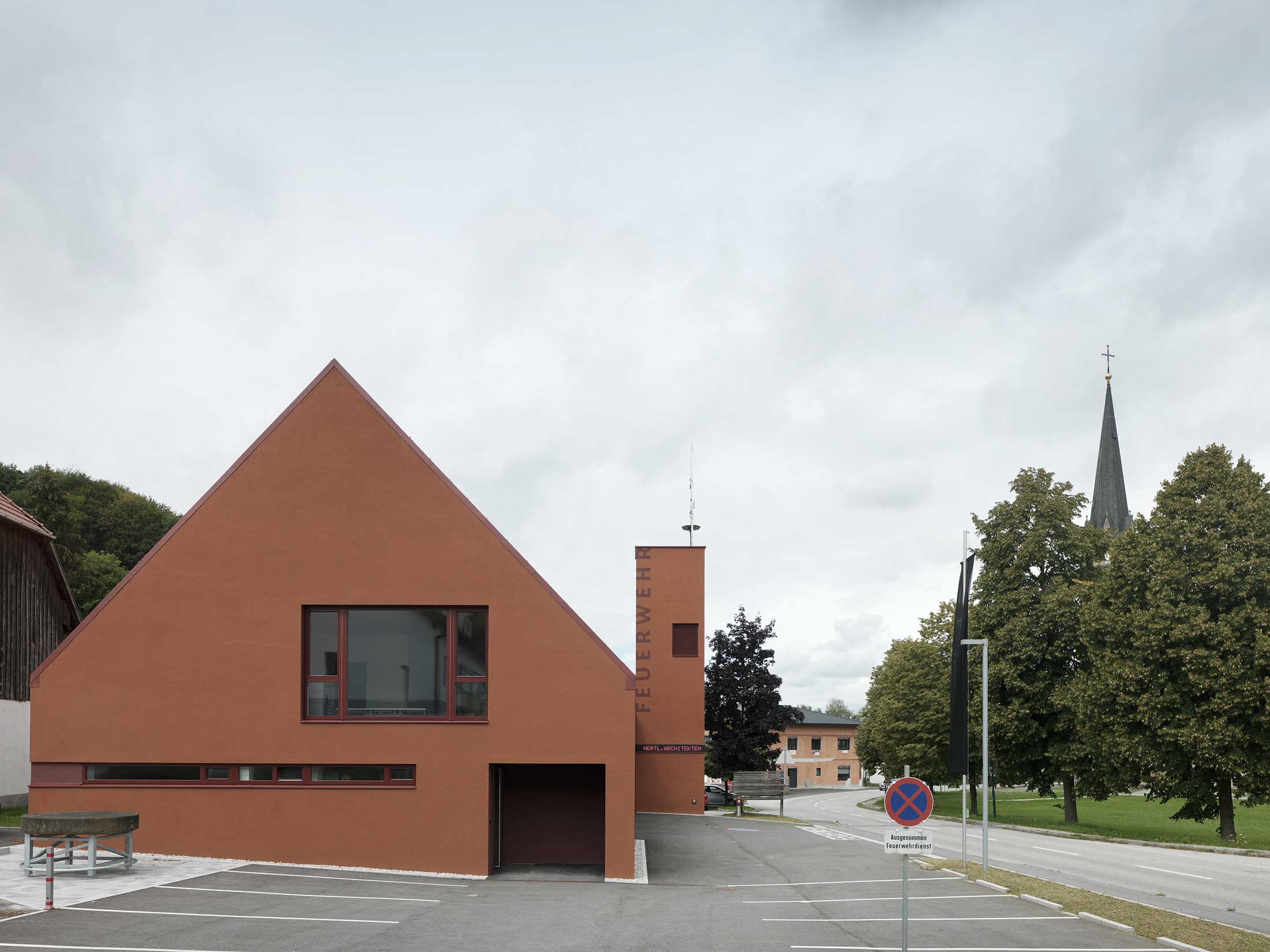 克莱因拉明消防站丨Hertl Architekten-10