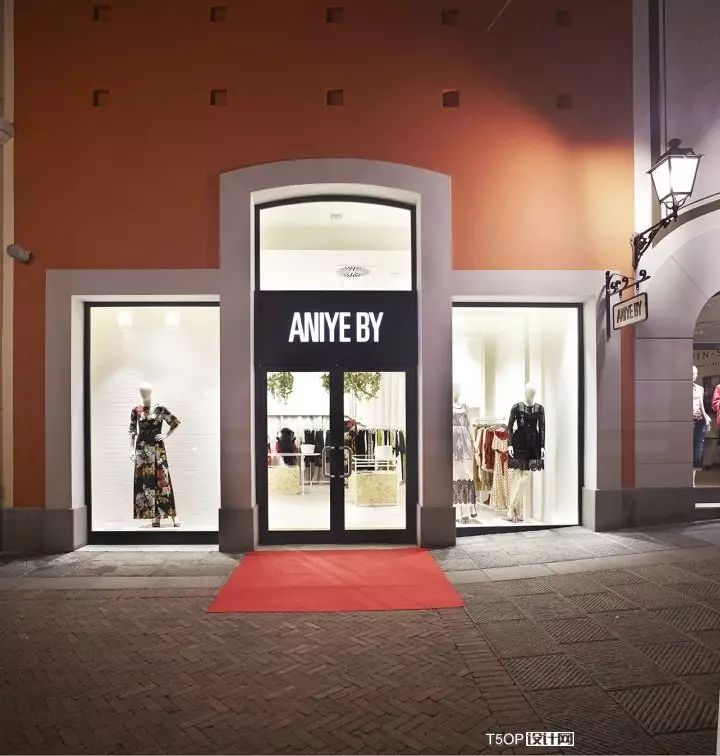 意大利Aniye女装空间-2