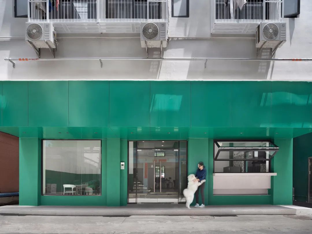 商设 | 通透的框架结构-17