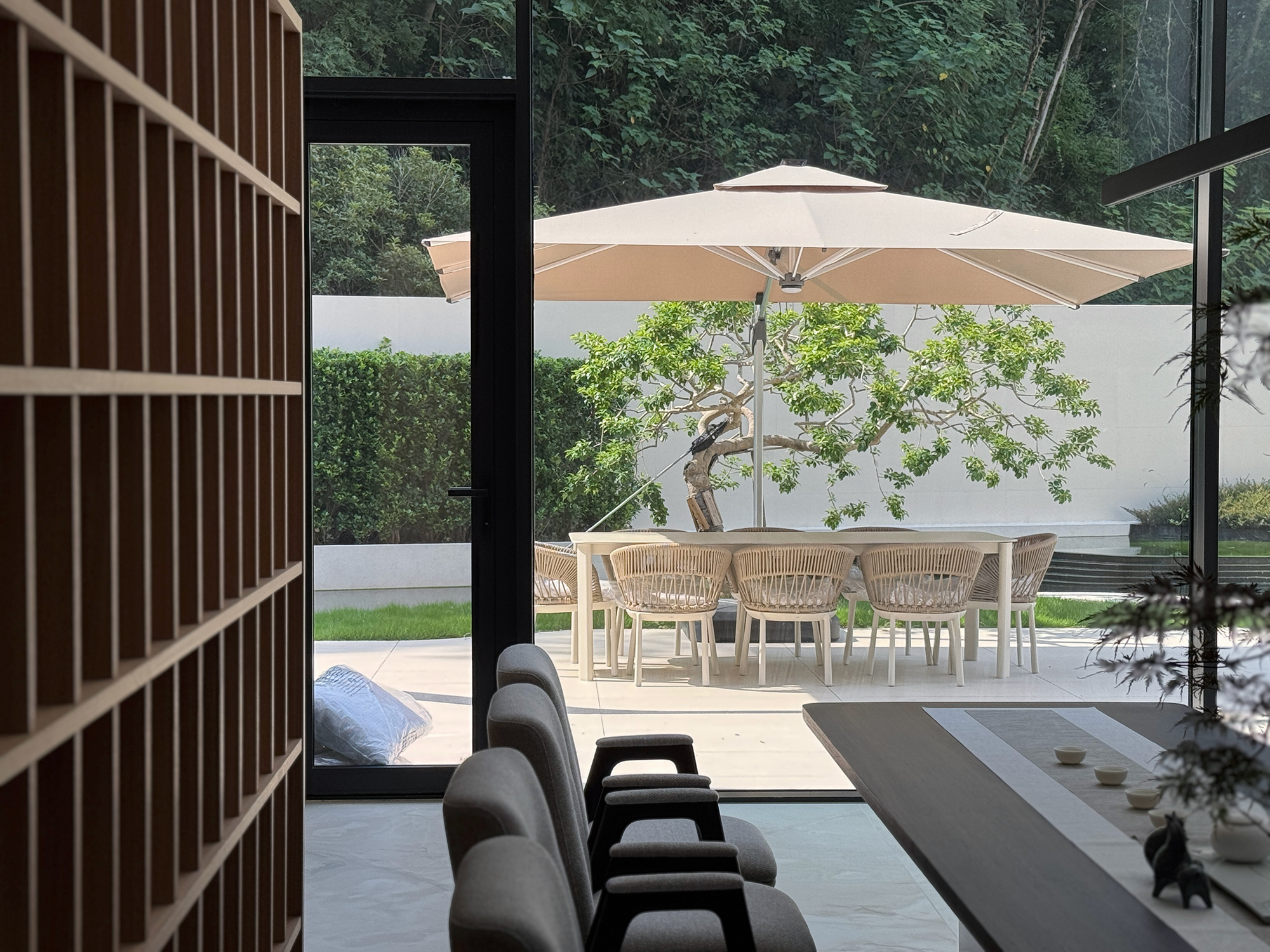 新作 · 悦空间｜重庆1100㎡ 森系别墅,静谧共生丨中国重庆丨重庆悦空间设计-21