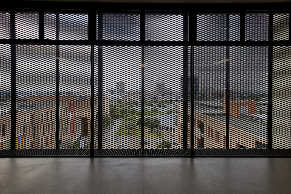 南非 Sol Plaatje 大学学生资源中心-46