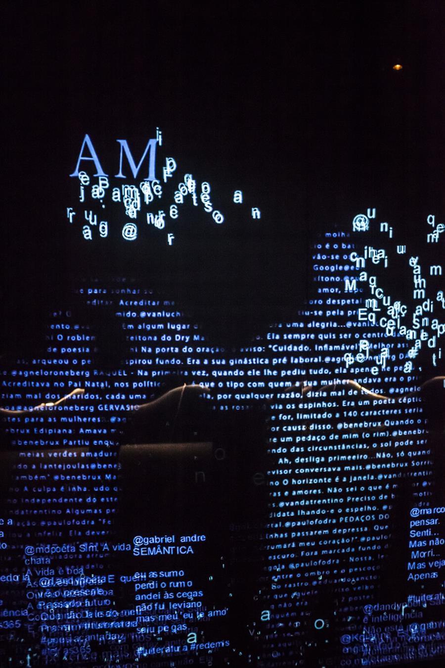 Tuiteratura · 沉浸式互动数字诗歌展-6