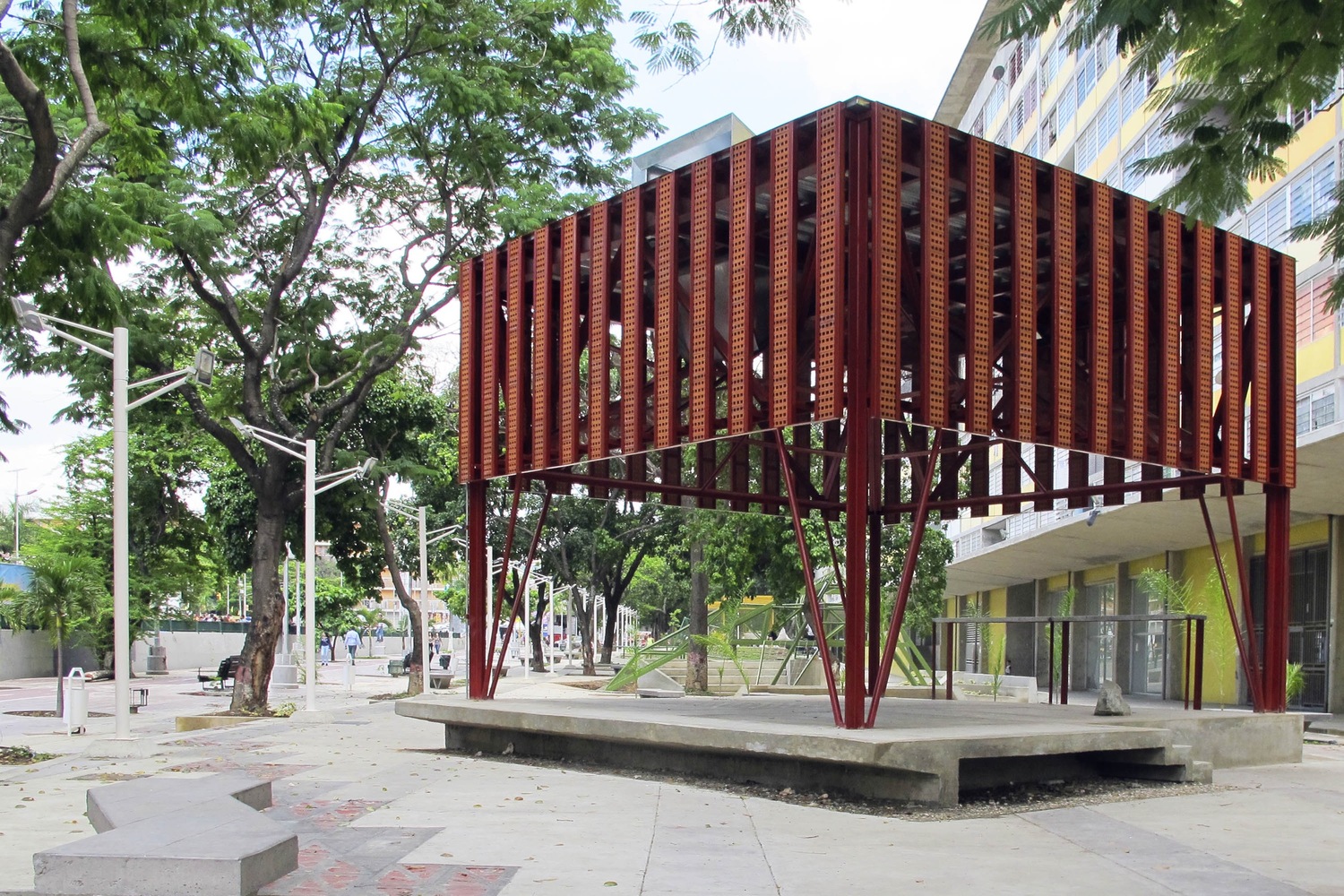 城市便利设施 · 玻利瓦尔大道的社区活力中心-53