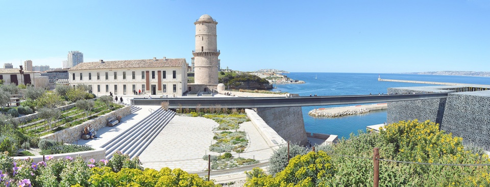 法国 Fort Saint Jean 防御工事景区 | 融合自然与历史的景观设计-77