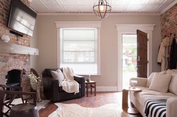My Houzz: Surprise Revealed in a 1900s Duplex in Columbus  -  Decor Ideas-14