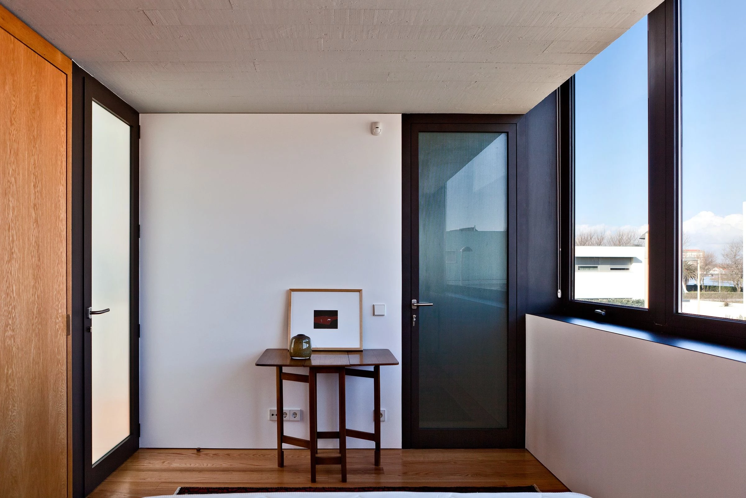 城市之家的现代解析 | 私密与公共的完美融合-24