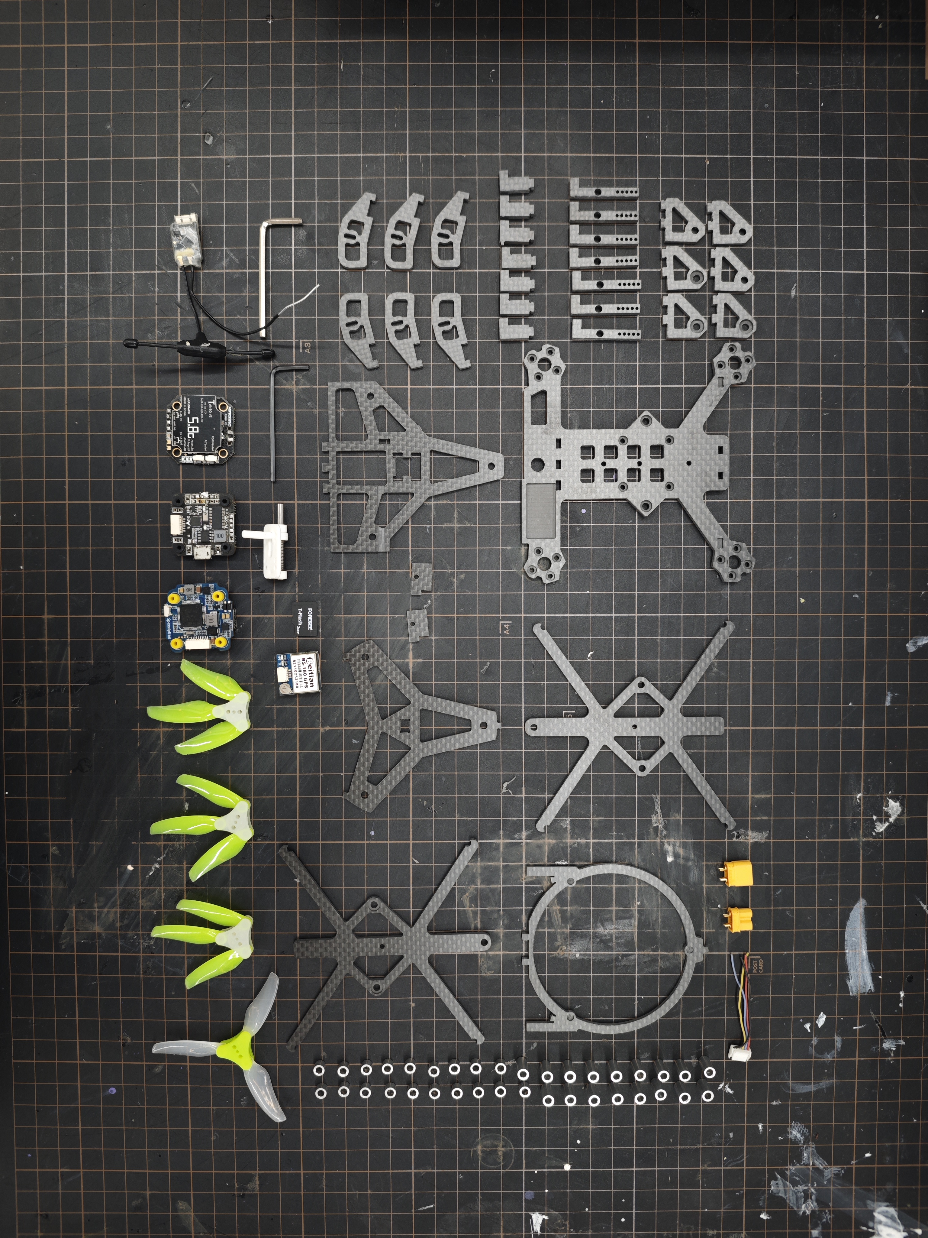 中国飞行器设计挑战赛 | 微型折叠飞行器-5