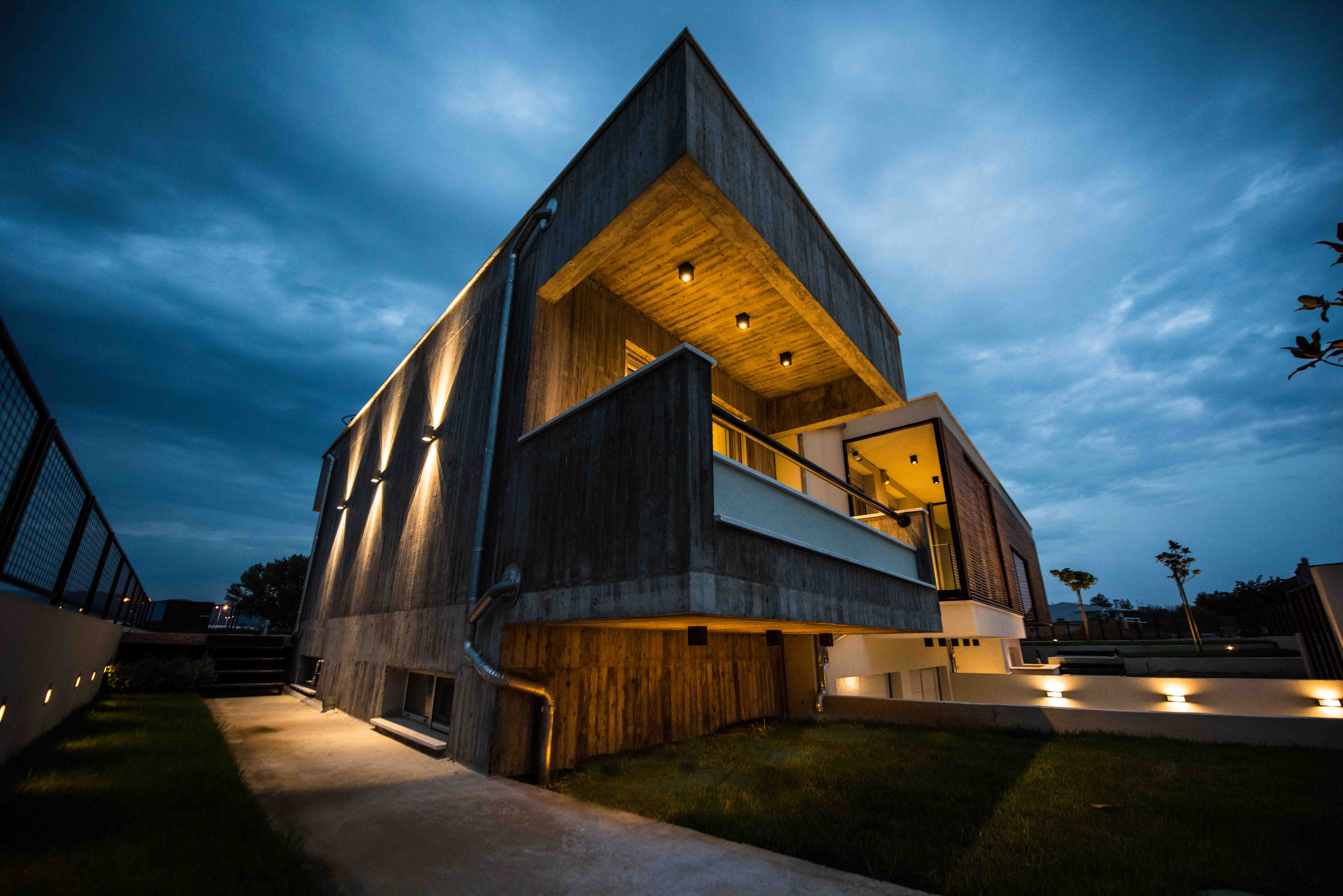 希腊科莫蒂尼生物气候设计私人住宅-9