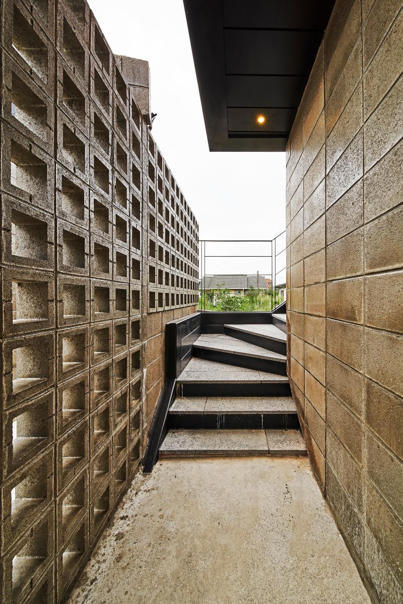 现代简约 75 平海景房设计-10