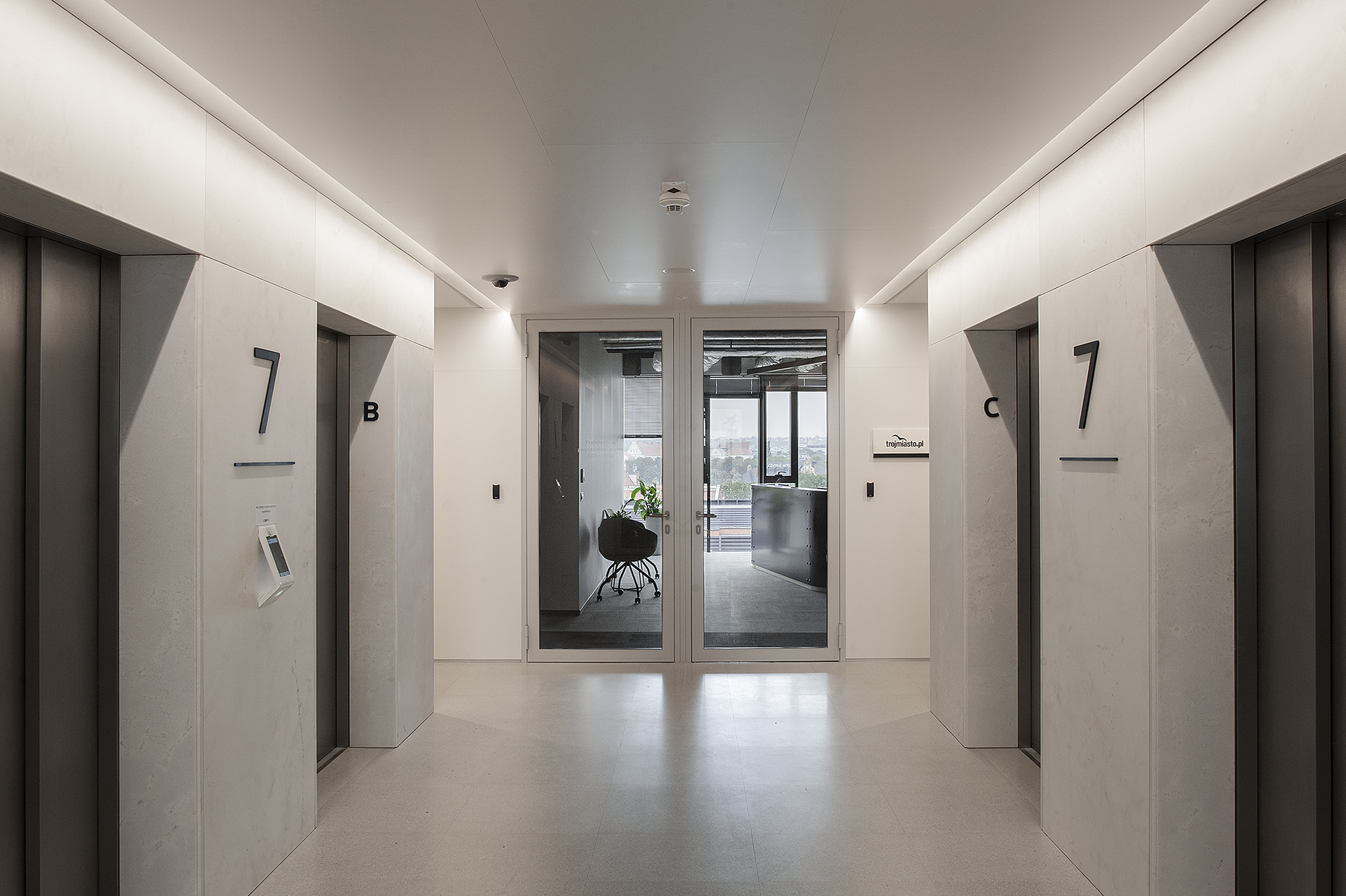 Rajska 8 和 Heweliusza 18 导向系统设计丨波兰格但斯克丨blank studio,wayfinding studio-24