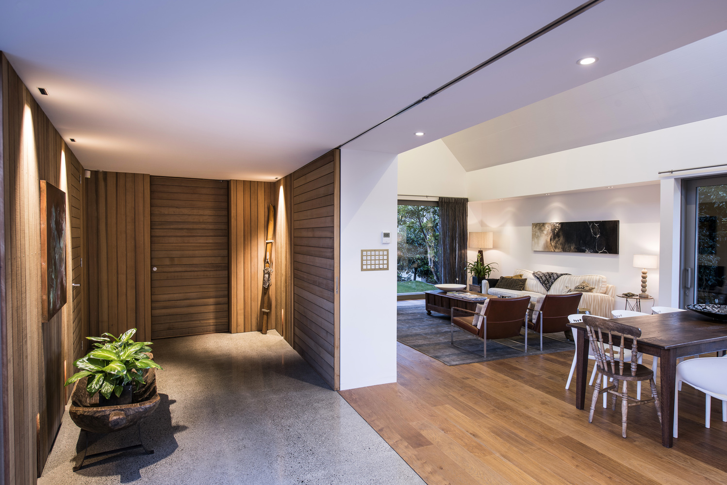 克赖斯特彻奇农舍改造 | 轻质雪松与玻璃画廊的现代演绎-36