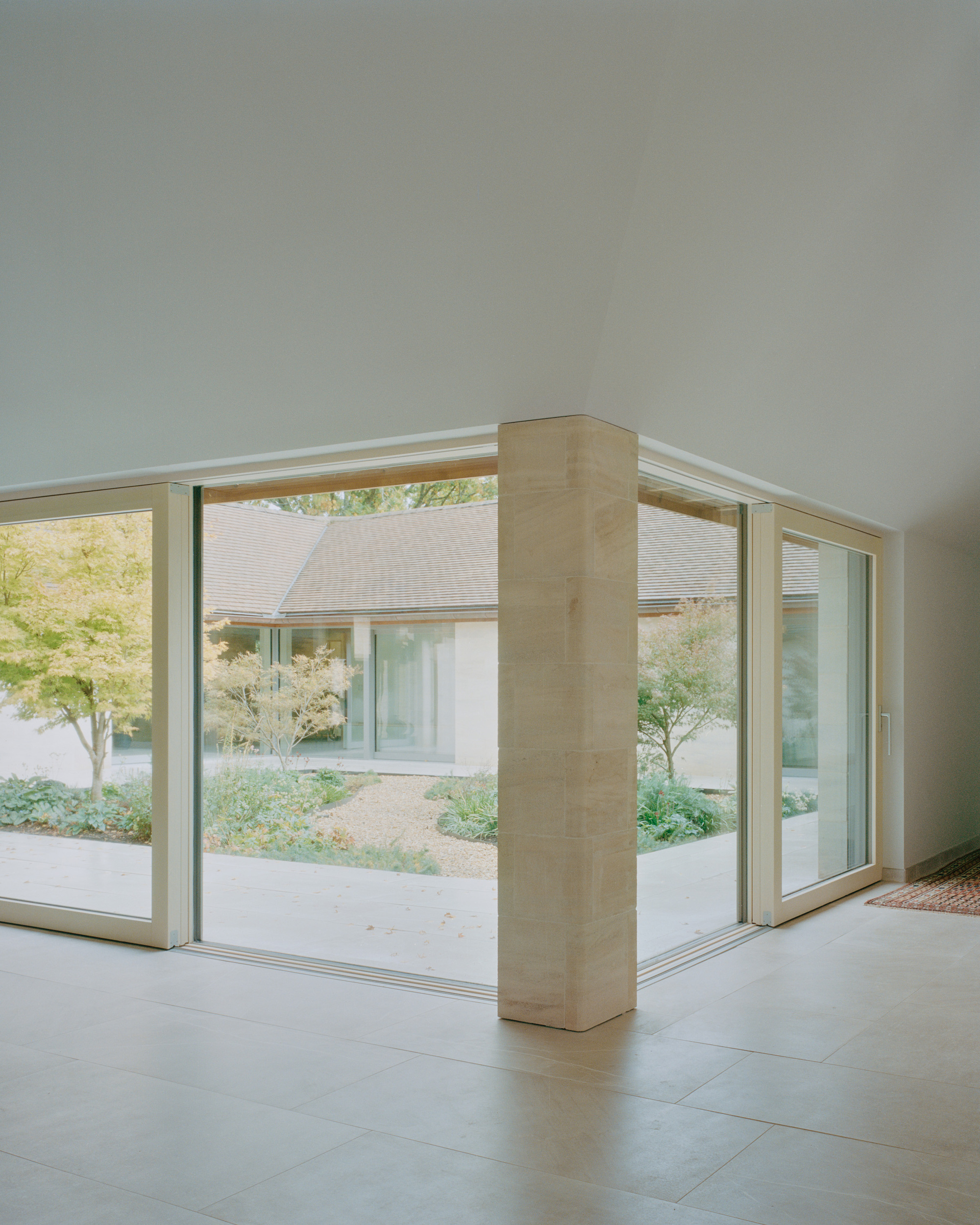 偷听屋丨英国丨Tom Dowdall Architects-31