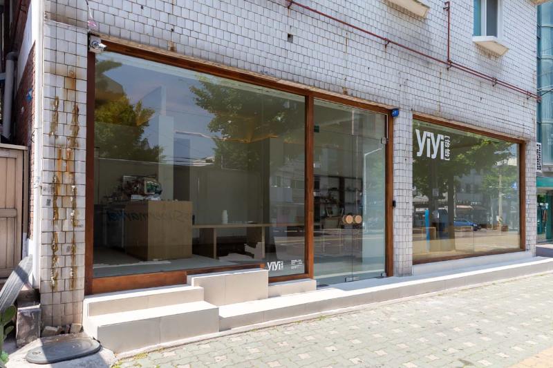 20 平米木质咖啡馆，简约而不简单-17