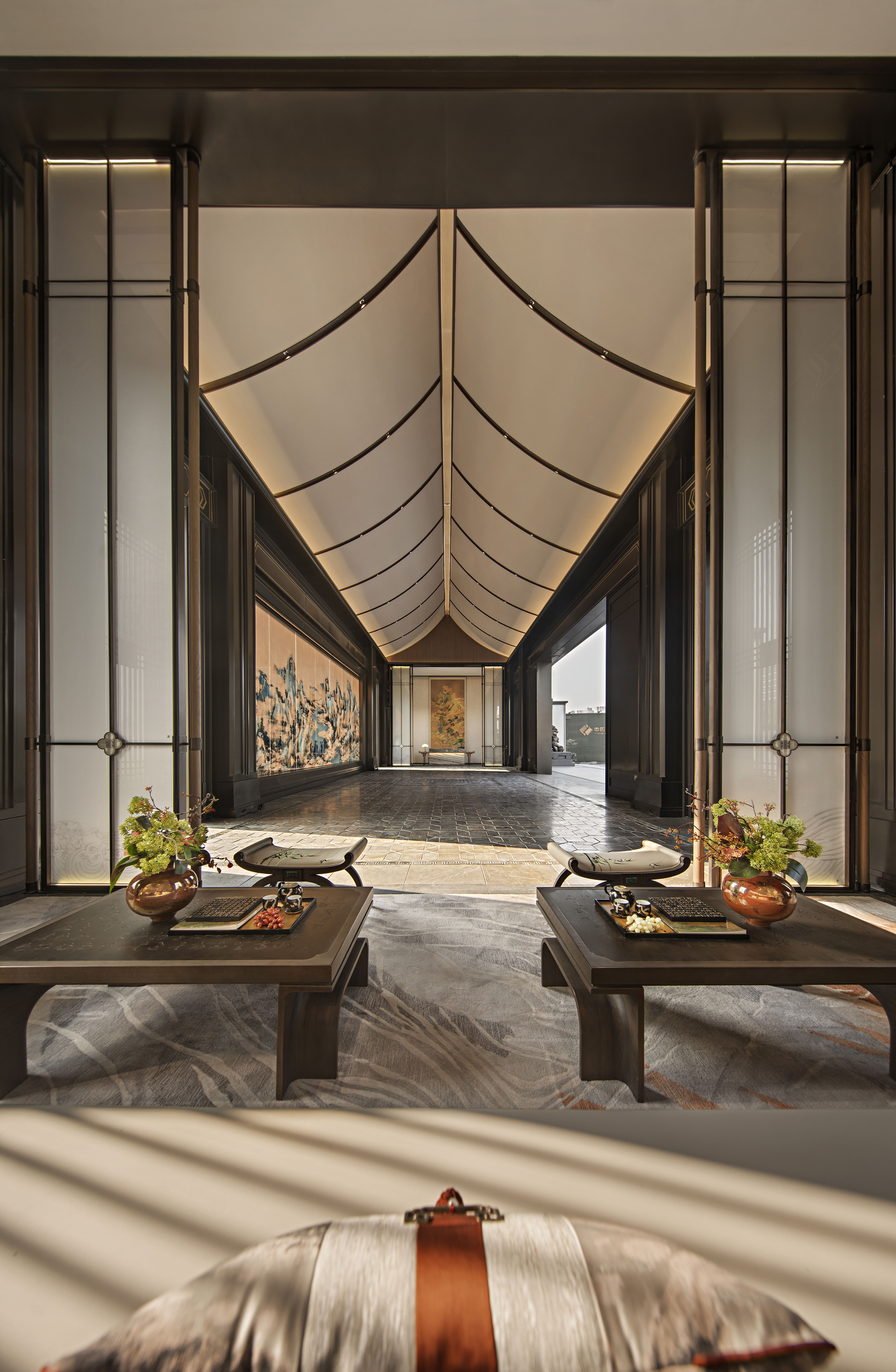 深圳盘石设计 | 700㎡中式售楼处，墨香雅韵，风雅成赋-5