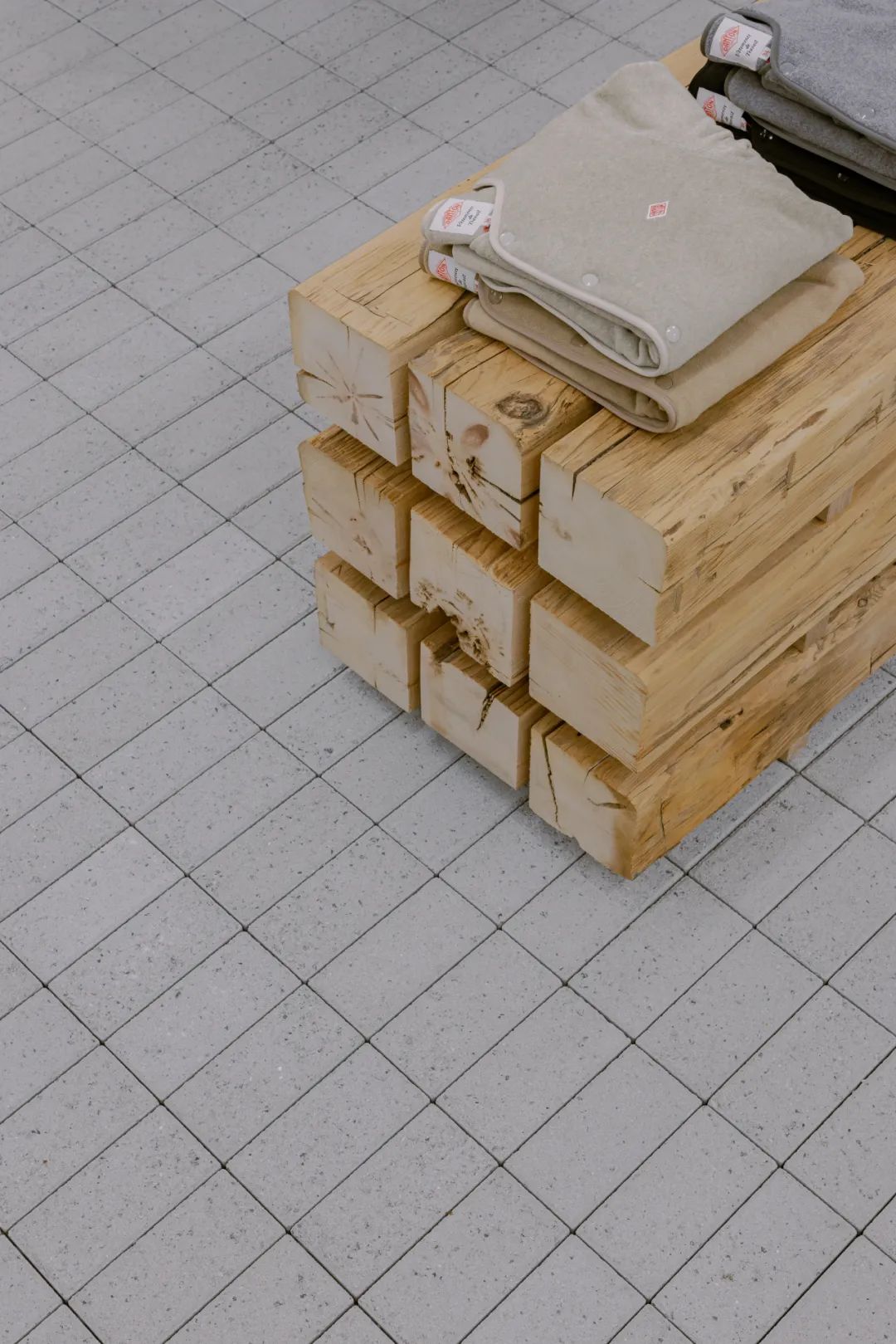 Danton 东京原宿旗舰店丨日本东京丨小大建築設計事務所-39